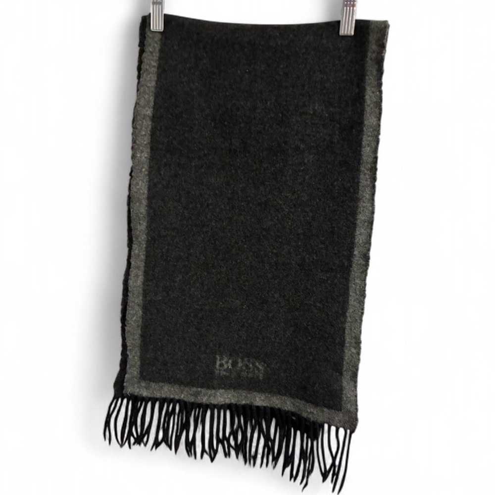 BOSS Hugo Boss Lambswool Two-Sided Gray and Black Scarf 12.5”x61”